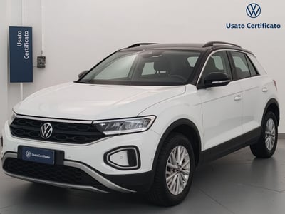 Volkswagen T-Roc 1.0 TSI Life del 2022 usata a Busto Arsizio