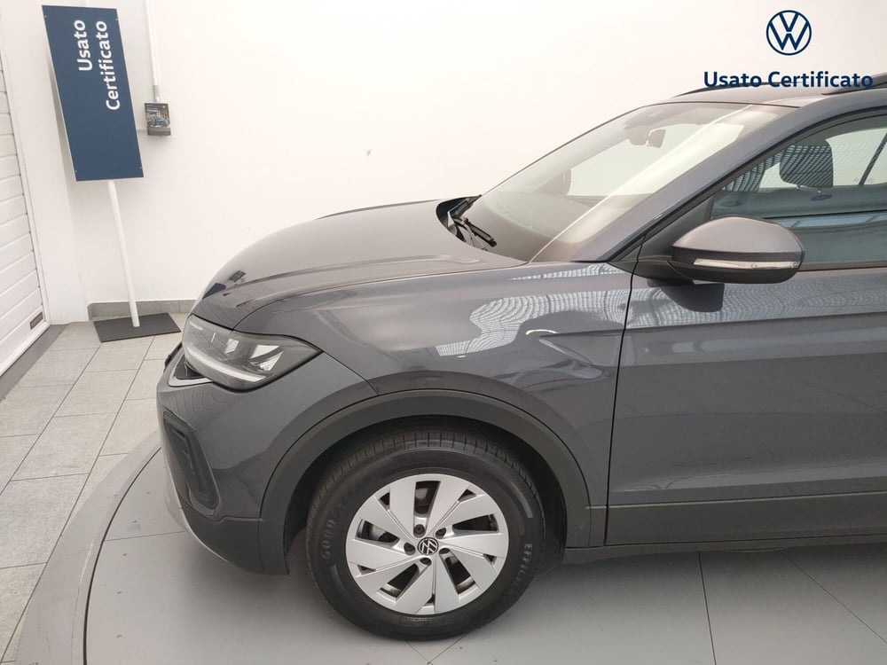Volkswagen T-Cross usata a Varese (7)