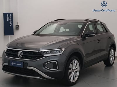 Volkswagen T-Roc 1.5 tsi Life del 2022 usata a Busto Arsizio