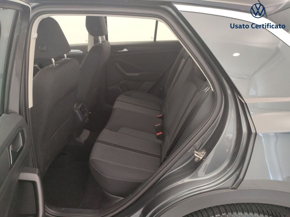 Volkswagen T-Roc usata a Varese (11)