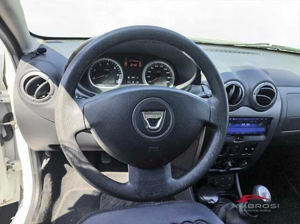 Dacia Duster usata a Viterbo (13)