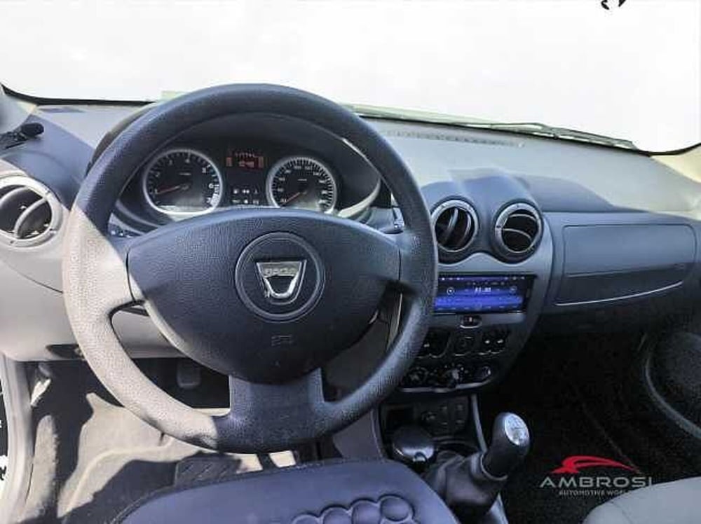 Dacia Duster usata a Viterbo (14)