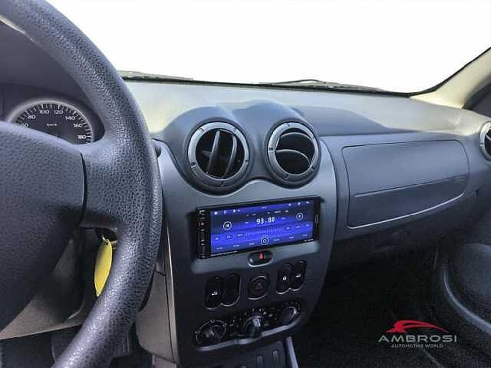 Dacia Duster usata a Viterbo (16)