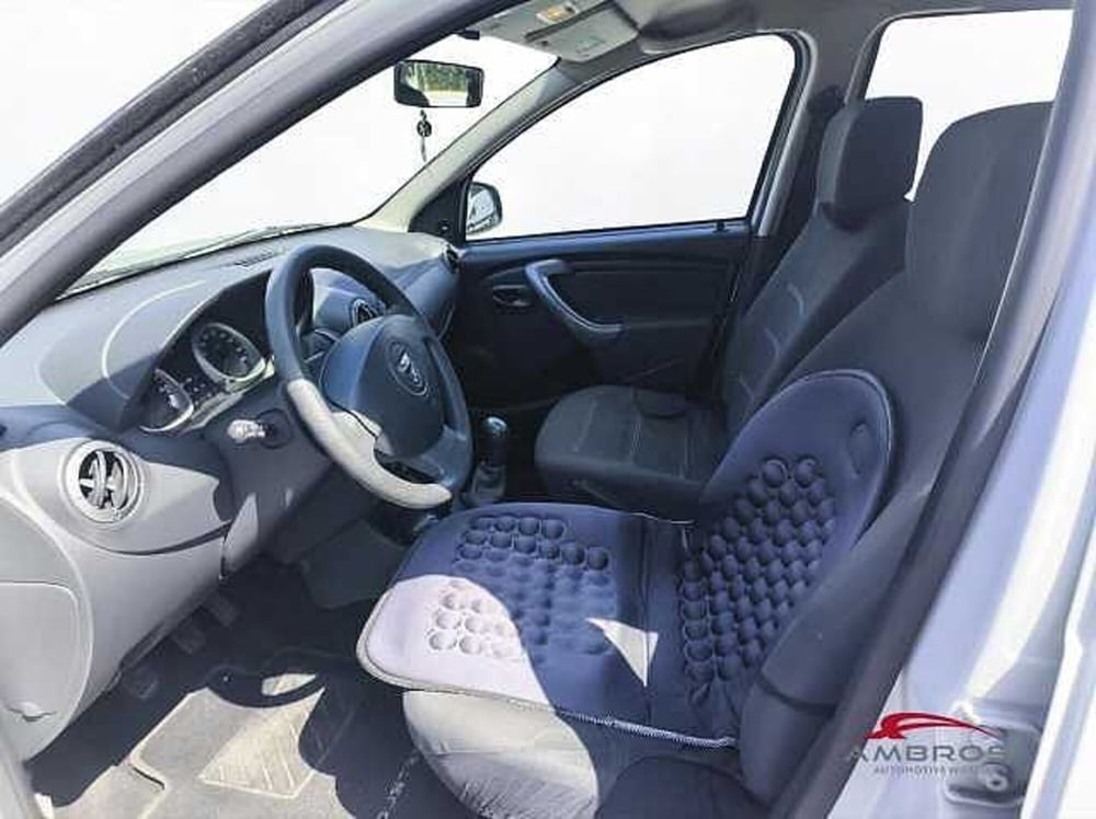 Dacia Duster usata a Viterbo (9)