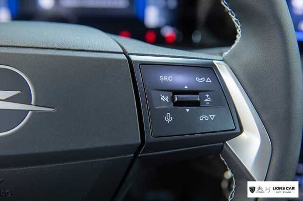 Opel Frontera nuova a Lodi (15)