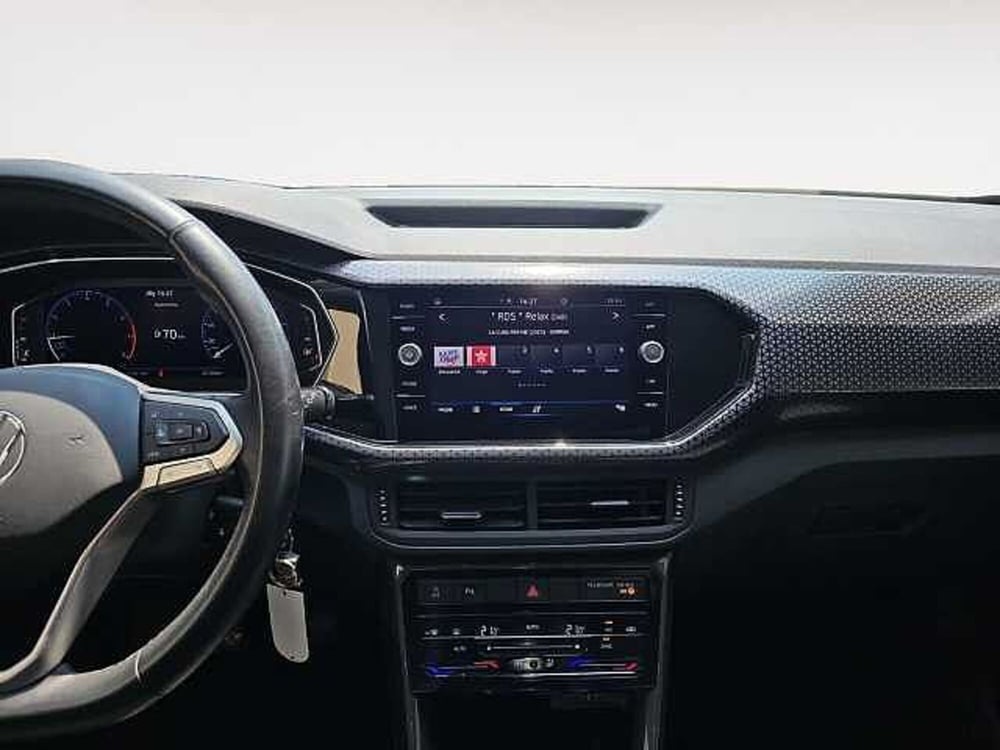 Volkswagen T-Cross usata a Lecco (10)