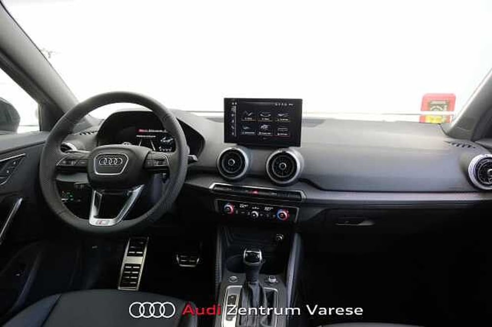Audi Q2 nuova a Varese (9)