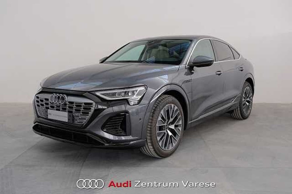 Audi Q8 Sportback nuova a Varese