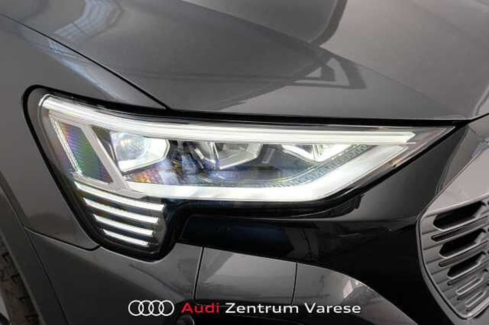 Audi Q8 Sportback nuova a Varese (2)