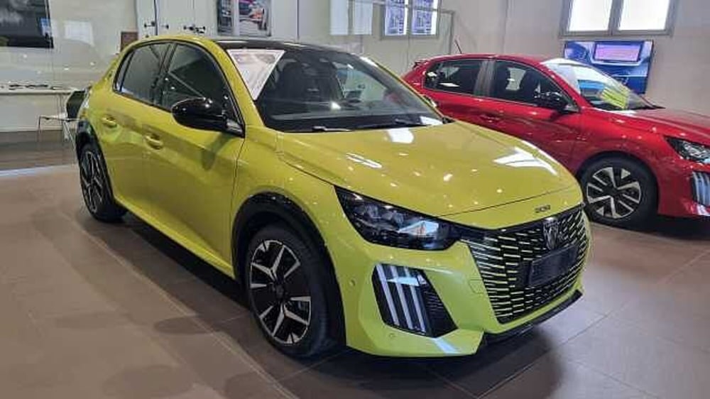 Peugeot 208 usata a Milano (2)