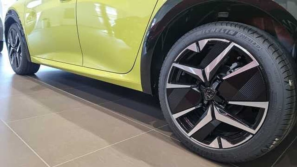 Peugeot 208 usata a Milano (5)