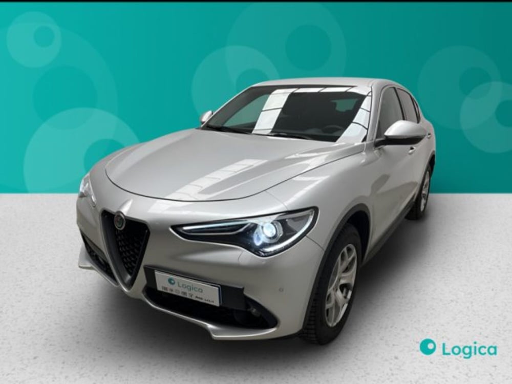 Alfa Romeo Stelvio usata a Biella (6)