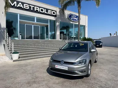 Volkswagen Golf 1.6 TDI 115 CV 5p. Business BlueMotion Technology del 2020 usata a Tricase