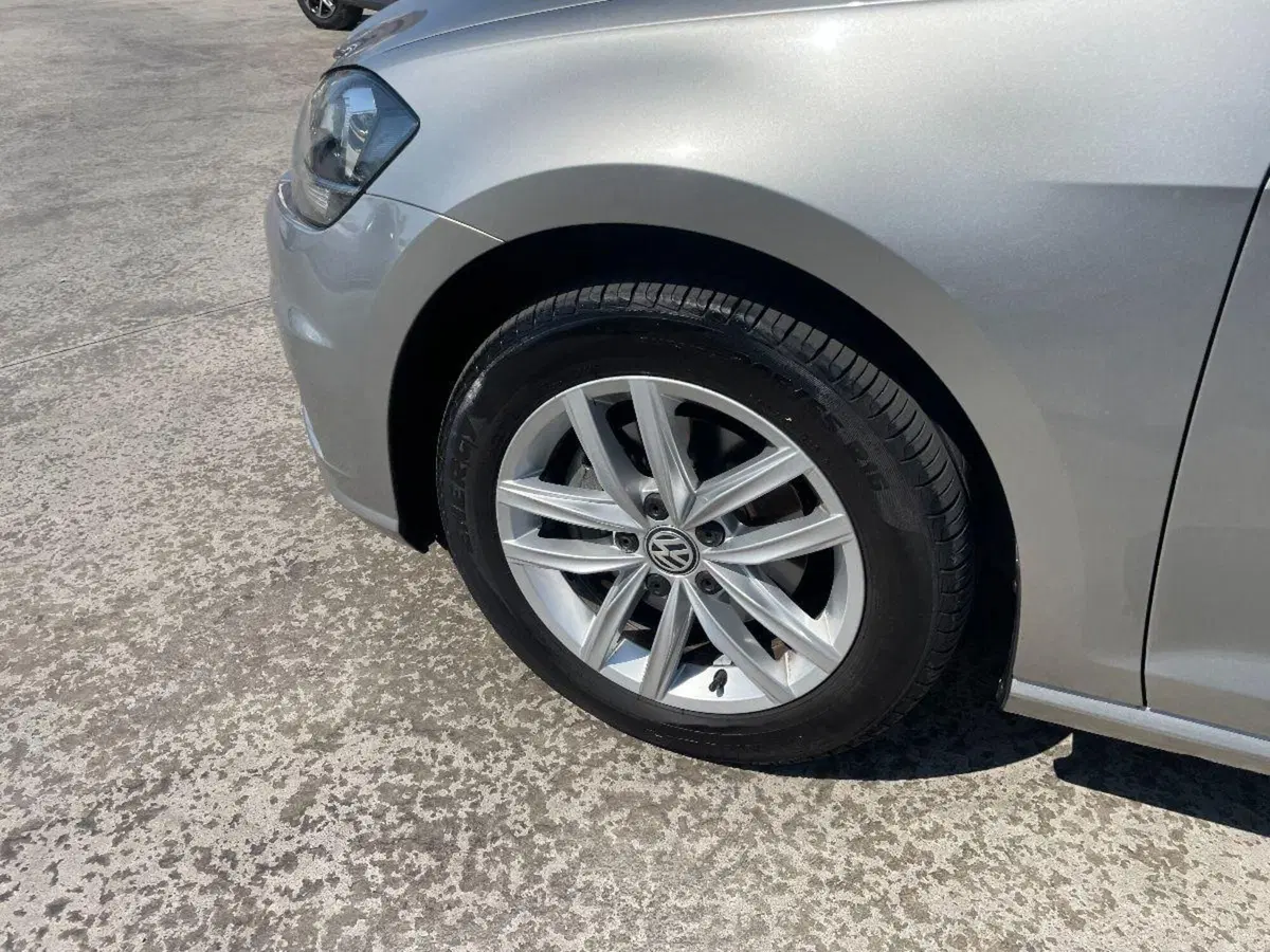 Volkswagen Golf usata a Lecce (4)