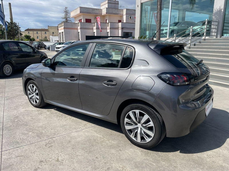 Peugeot 208 usata a Lecce (14)