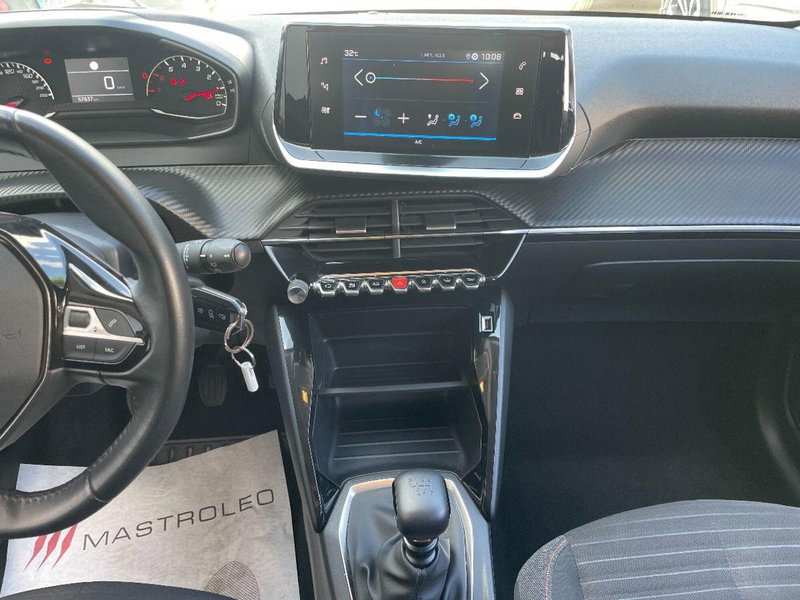 Peugeot 208 usata a Lecce (18)