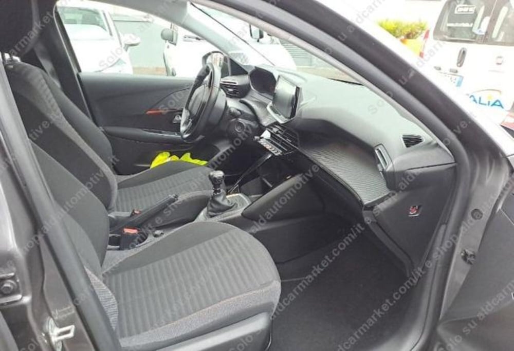 Peugeot 208 usata a Lecce (4)