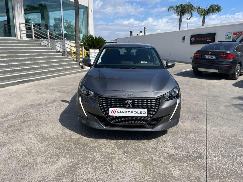 Peugeot 208 usata a Lecce (5)