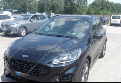Ford Kuga 1.5 TDCI 120 CV S&amp;S 2WD ST-Line del 2021 usata a Tricase