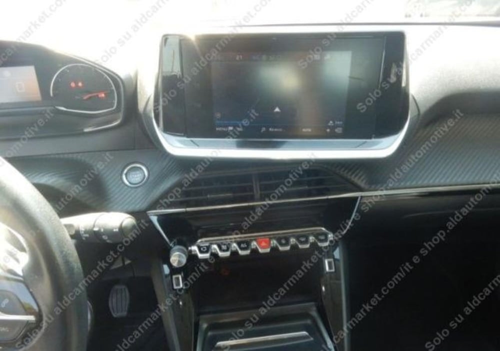 Peugeot 2008 usata a Lecce (4)