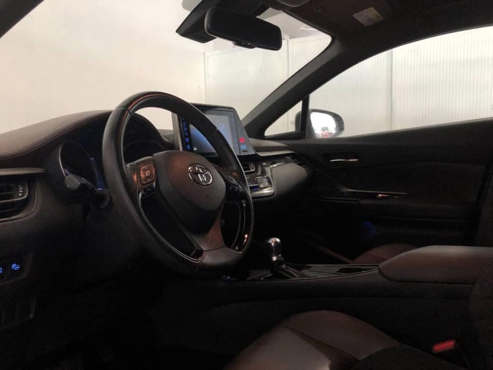 Toyota Toyota C-HR usata a Torino (7)