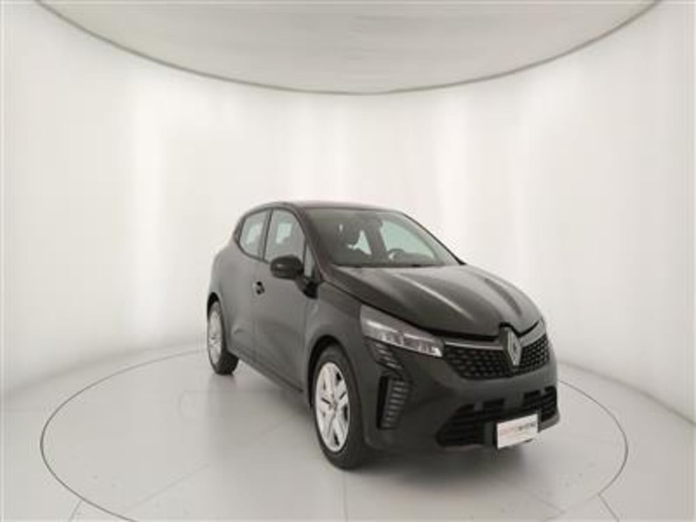 Renault Clio nuova a Bari (11)