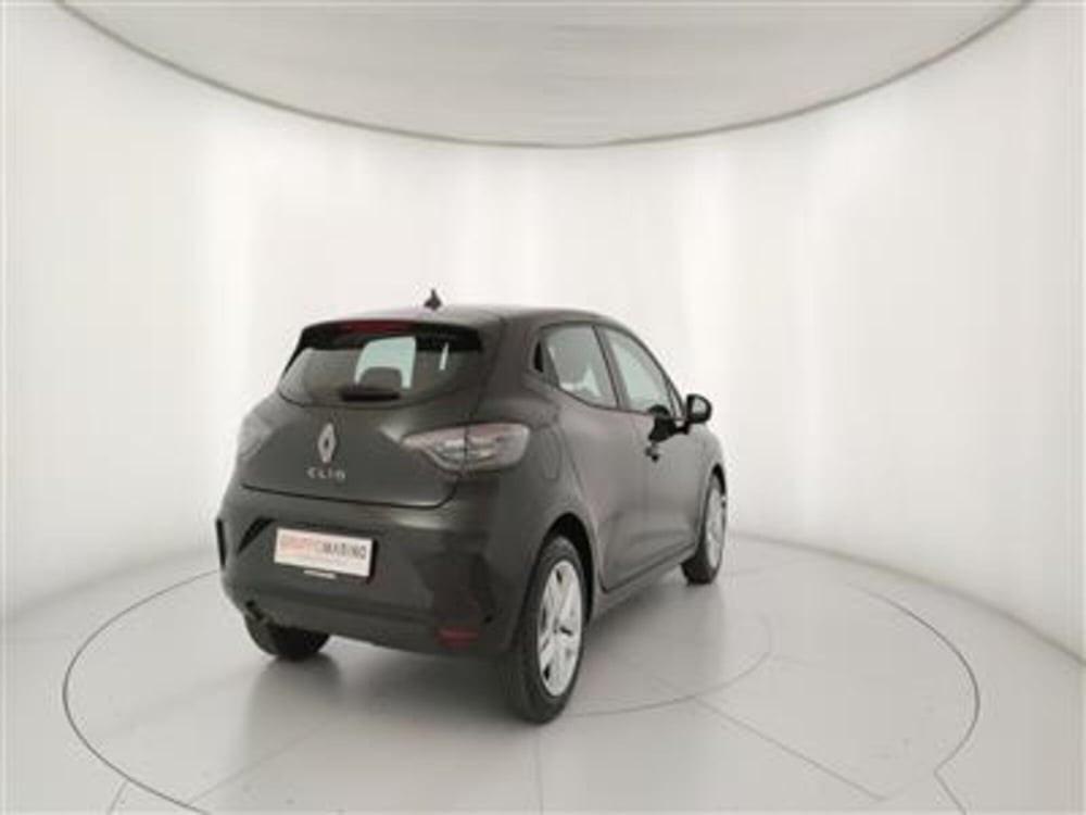 Renault Clio nuova a Bari (7)