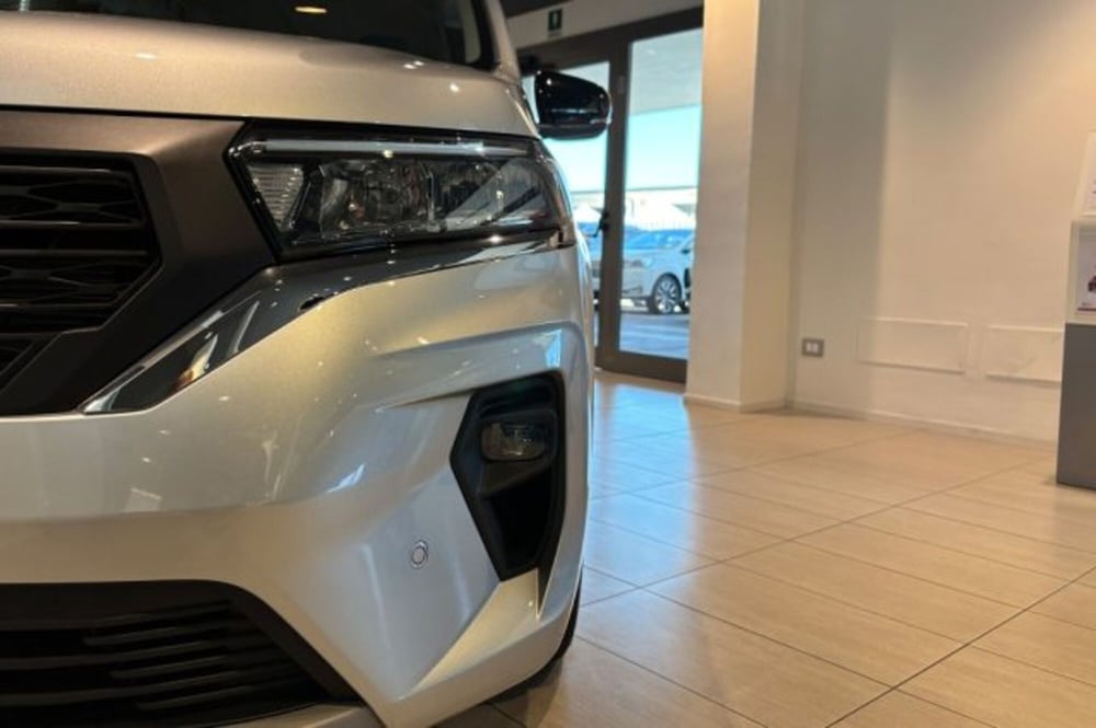 Nissan Townstar nuova a Latina (10)
