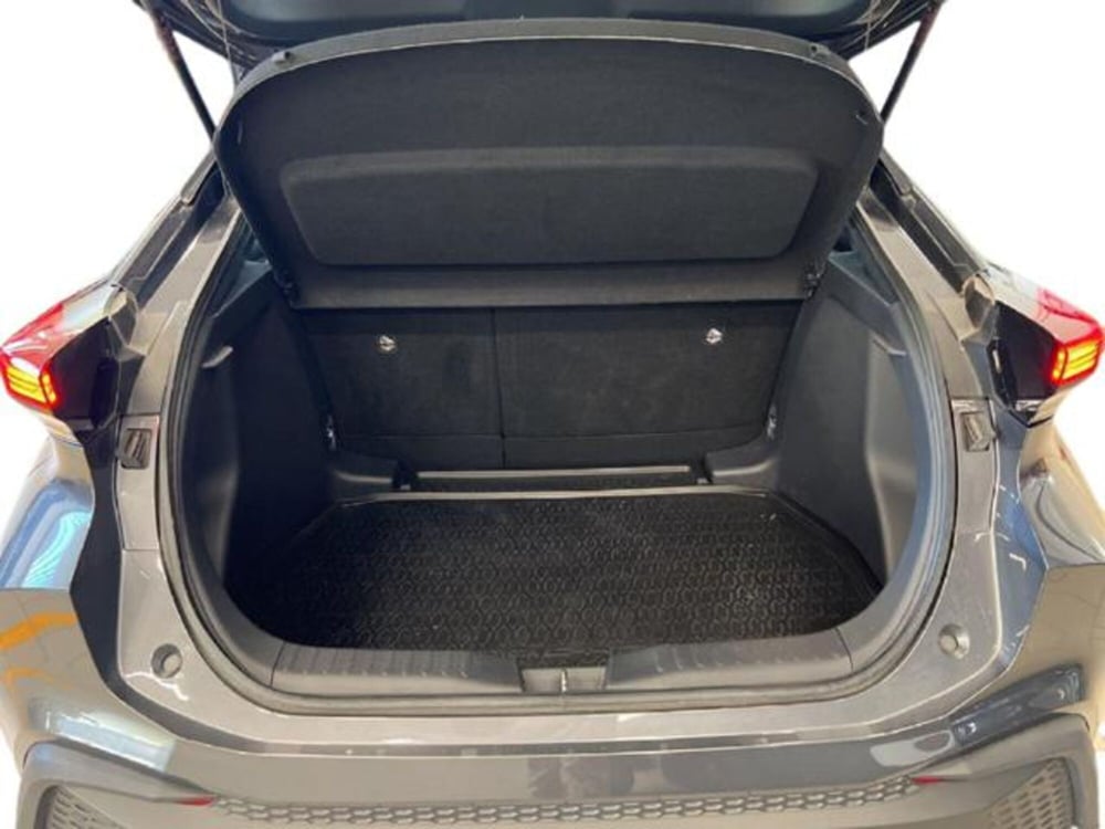 Toyota Toyota C-HR usata a Vercelli (11)
