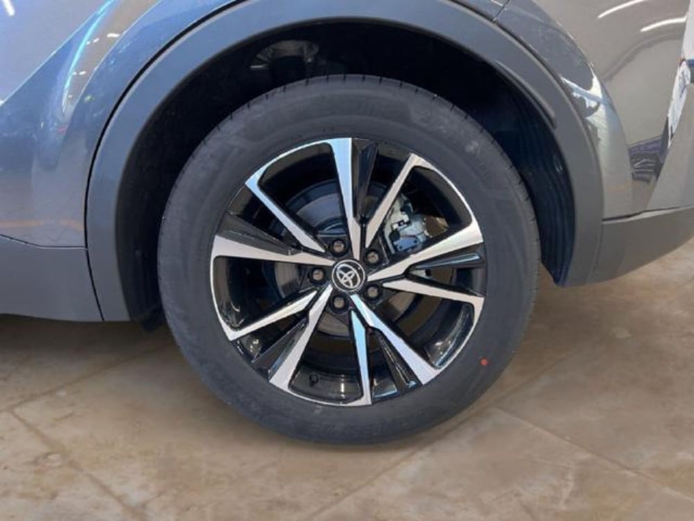 Toyota Toyota C-HR usata a Vercelli (15)