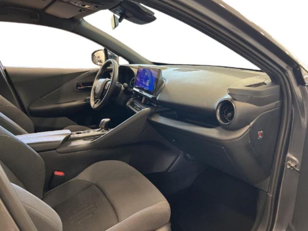 Toyota Toyota C-HR usata a Vercelli (6)