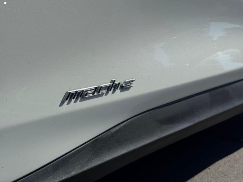 Ford Mustang Mach-E usata a Lucca (15)