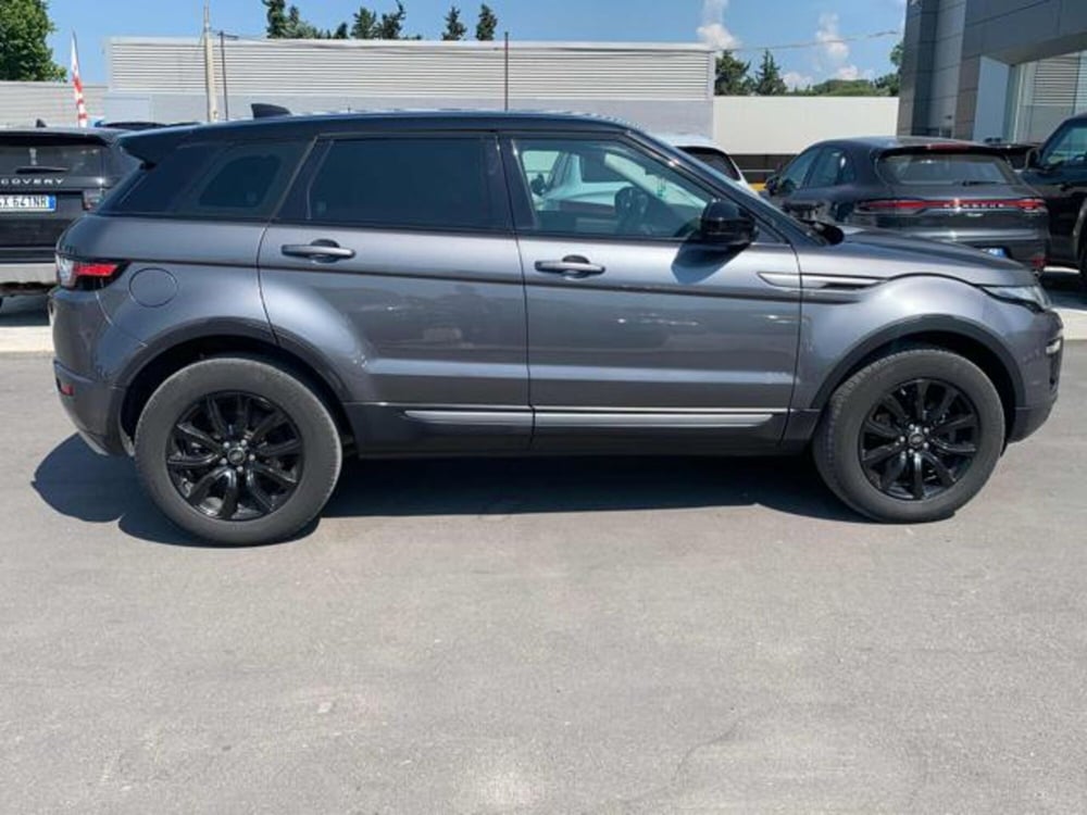 Land Rover Range Rover Evoque usata a Lucca (11)