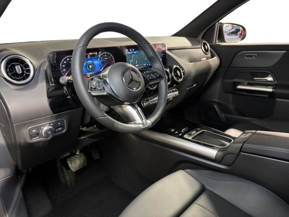 Mercedes-Benz GLA SUV nuova a Bologna (11)