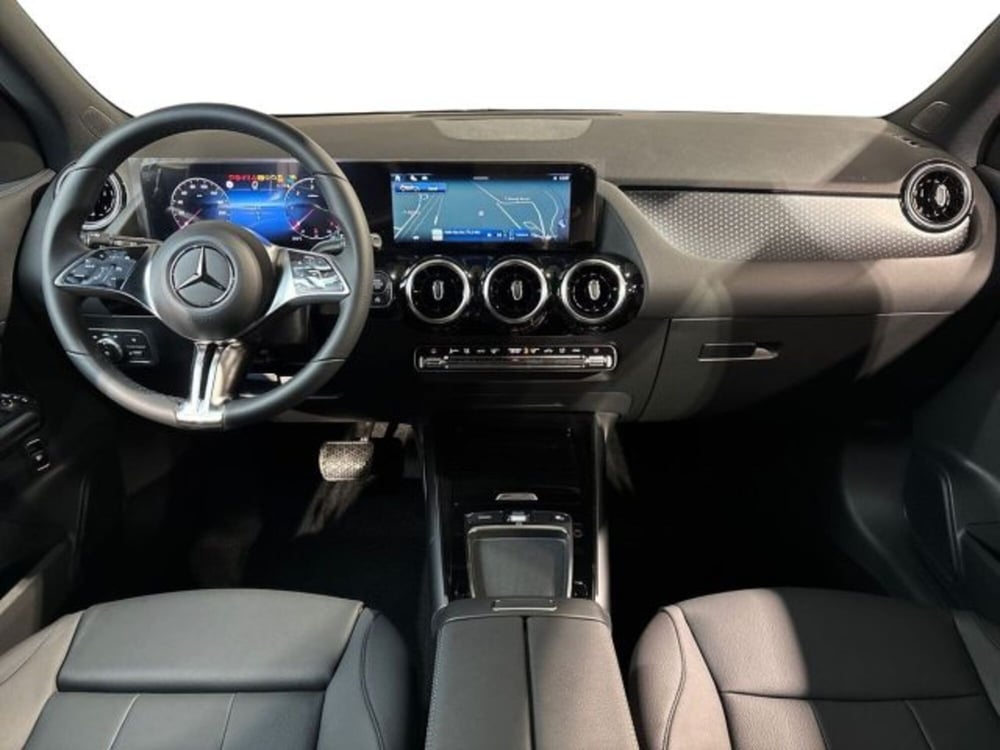 Mercedes-Benz GLA SUV nuova a Bologna (13)