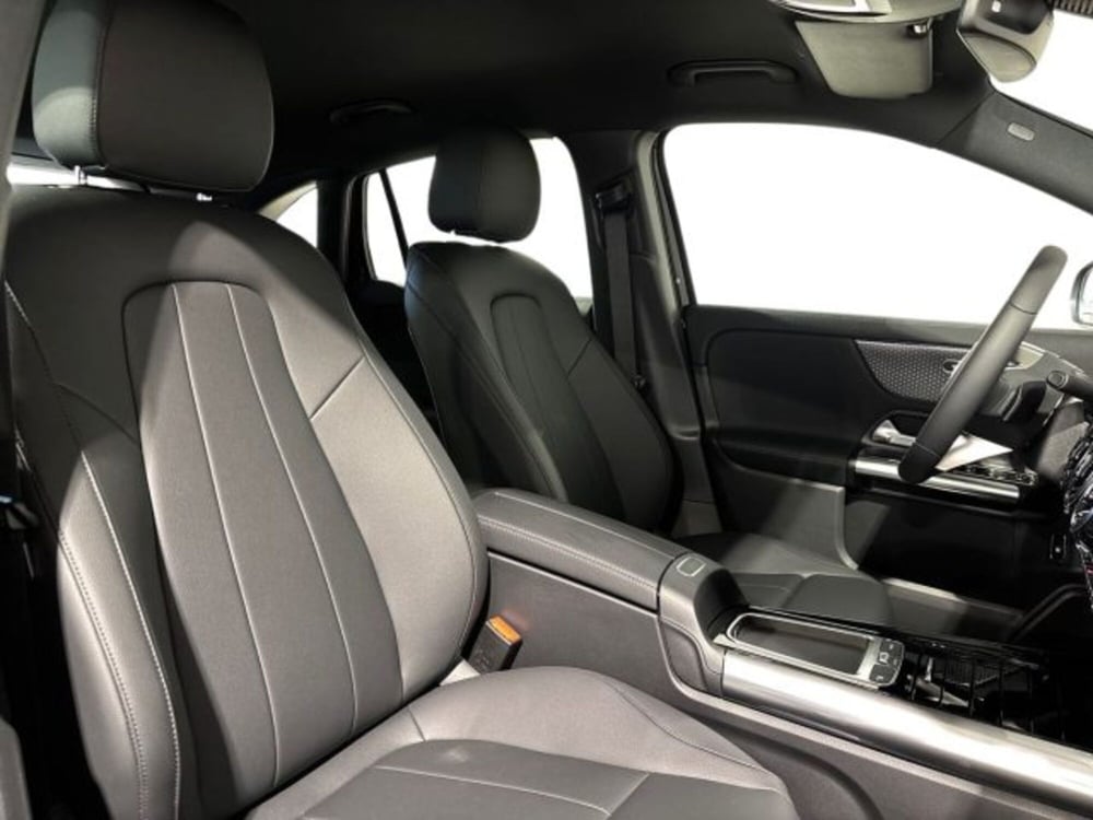 Mercedes-Benz GLA SUV nuova a Bologna (16)