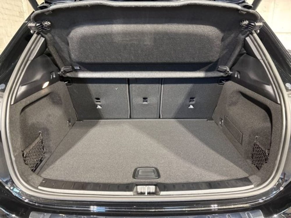 Mercedes-Benz GLA SUV nuova a Bologna (7)