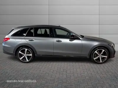 Mercedes-Benz Classe C Station Wagon 220 d Mild hybrid 4Matic Premium Plus All-Terrain del 2023 usata a Bologna
