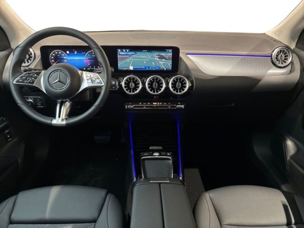 Mercedes-Benz GLA SUV nuova a Bologna (13)