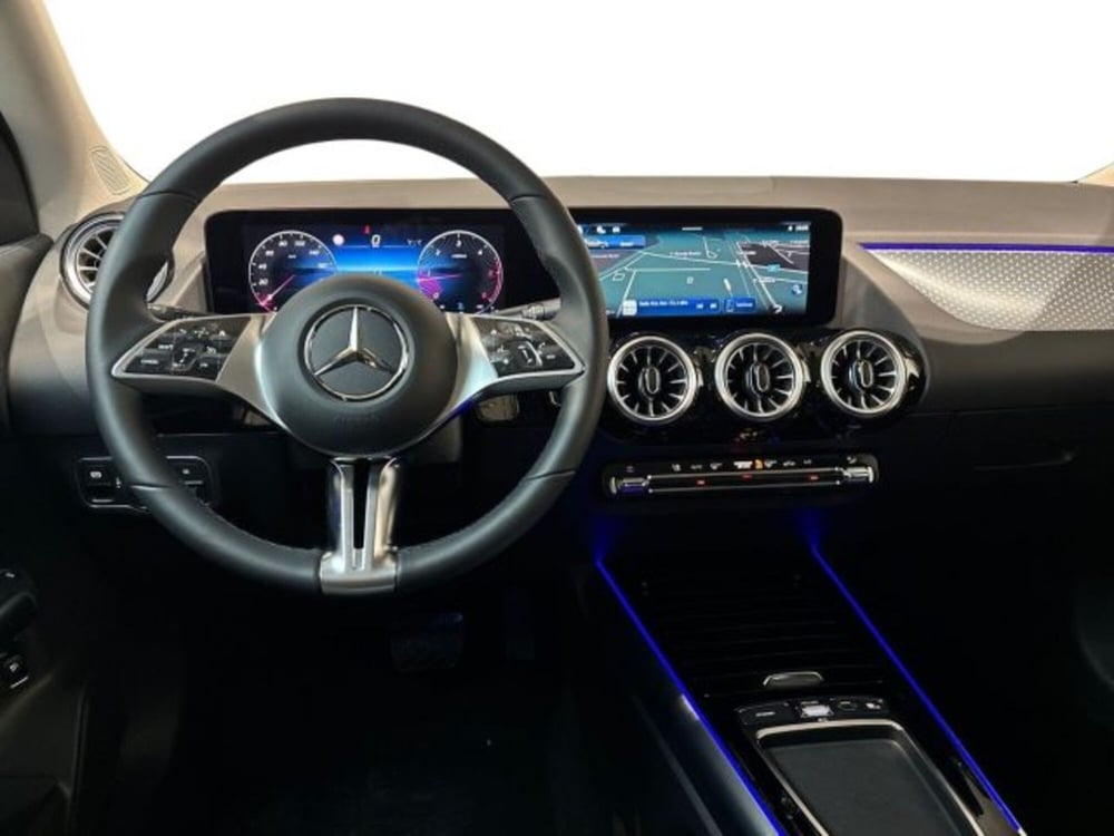 Mercedes-Benz GLA SUV nuova a Bologna (14)