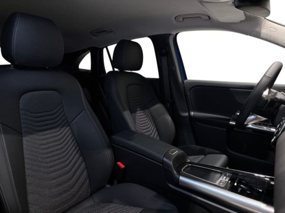 Mercedes-Benz GLA SUV nuova a Bologna (16)