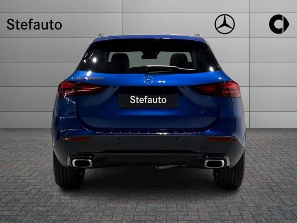 Mercedes-Benz GLA SUV nuova a Bologna (6)