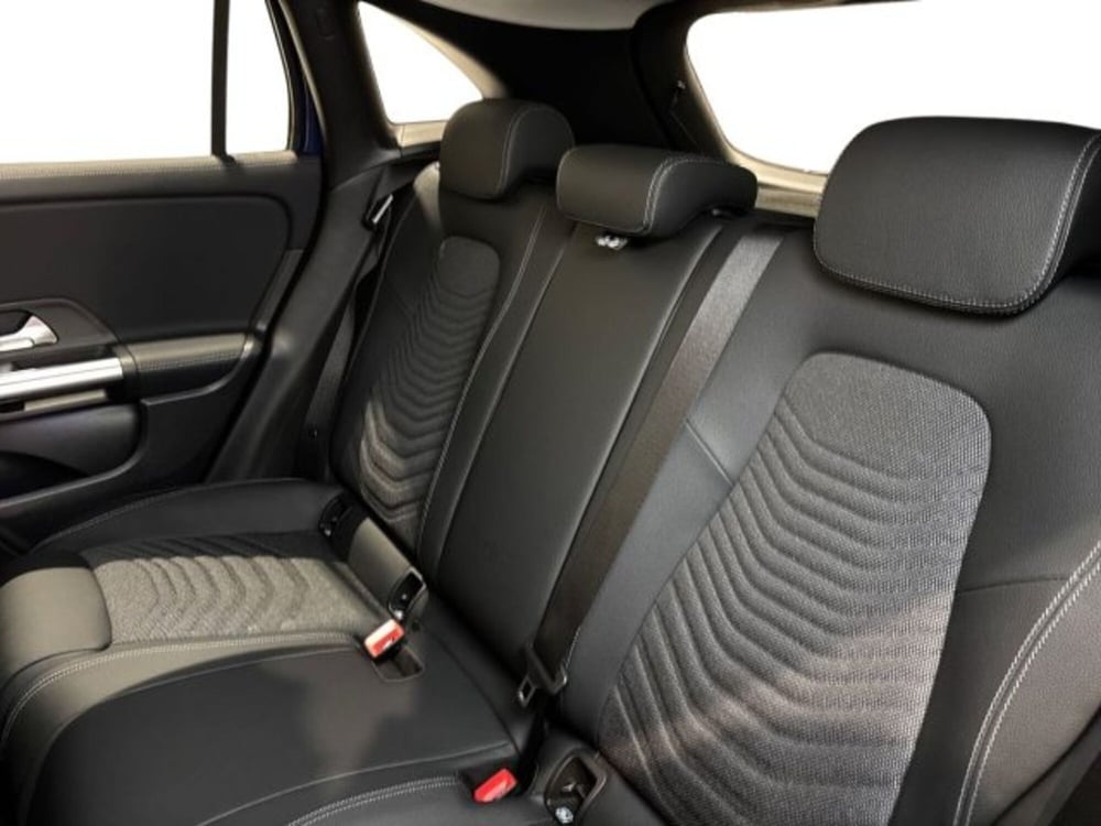 Mercedes-Benz GLA SUV nuova a Bologna (9)