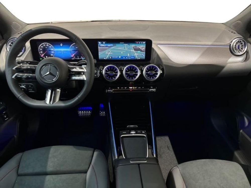 Mercedes-Benz GLA SUV nuova a Bologna (13)