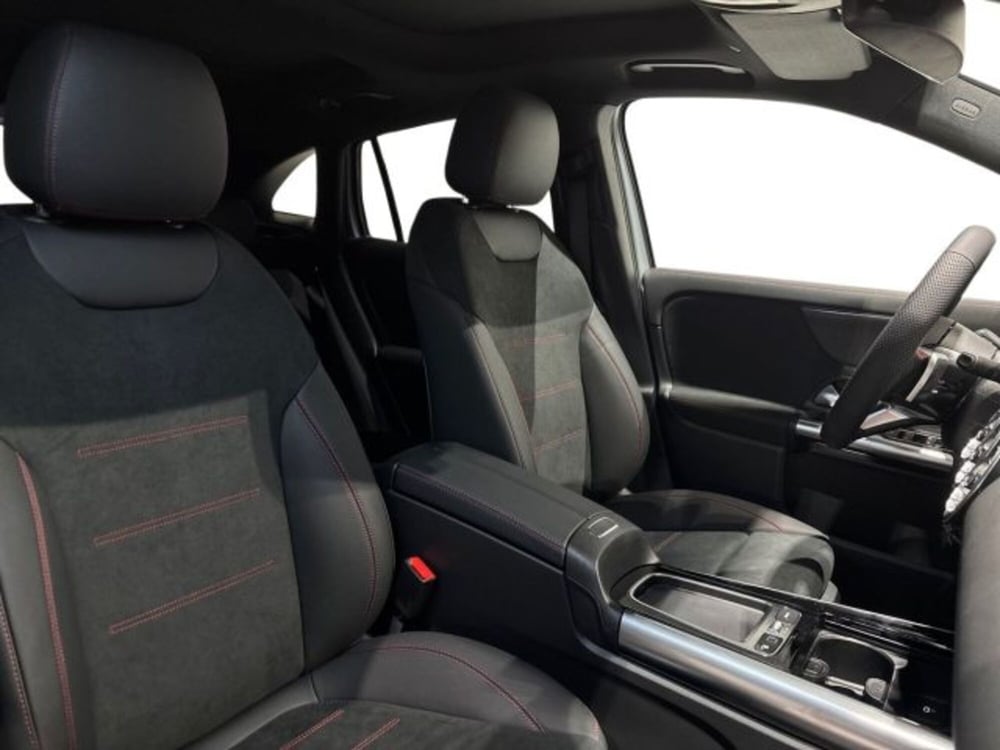 Mercedes-Benz GLA SUV nuova a Bologna (16)