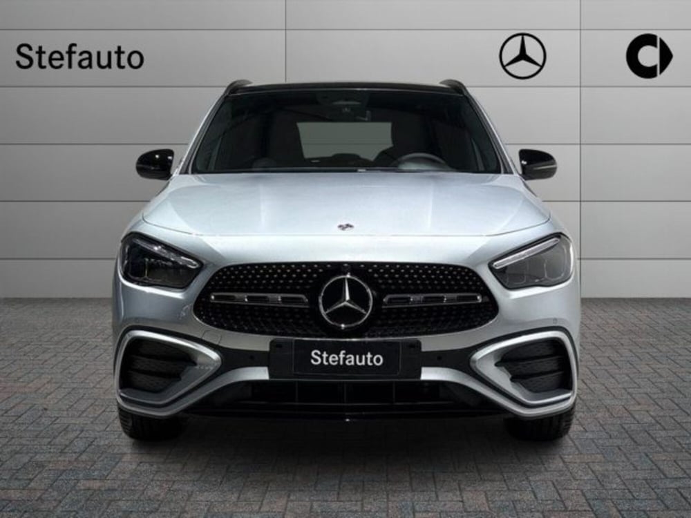 Mercedes-Benz GLA SUV nuova a Bologna (4)