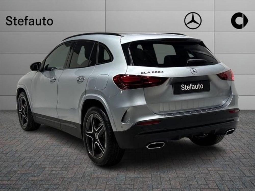 Mercedes-Benz GLA SUV nuova a Bologna (5)