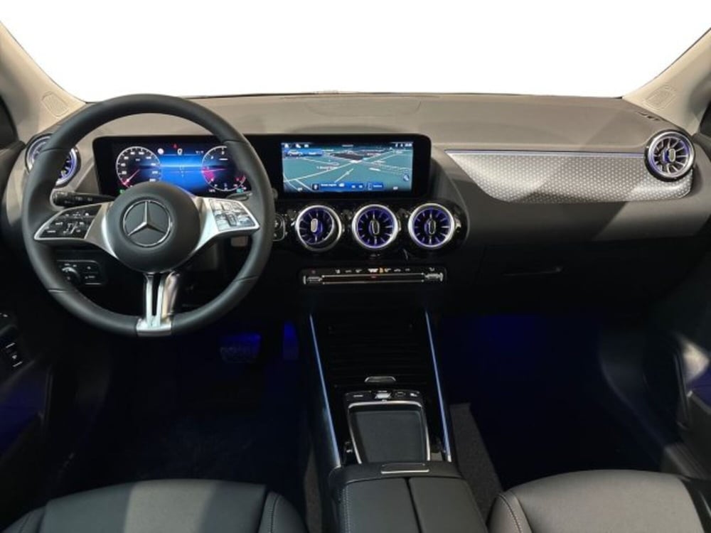 Mercedes-Benz GLA SUV nuova a Bologna (13)