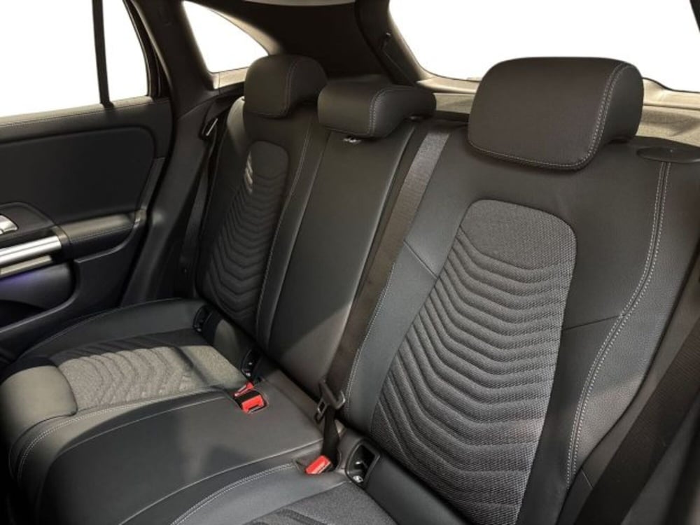 Mercedes-Benz GLA SUV nuova a Bologna (9)