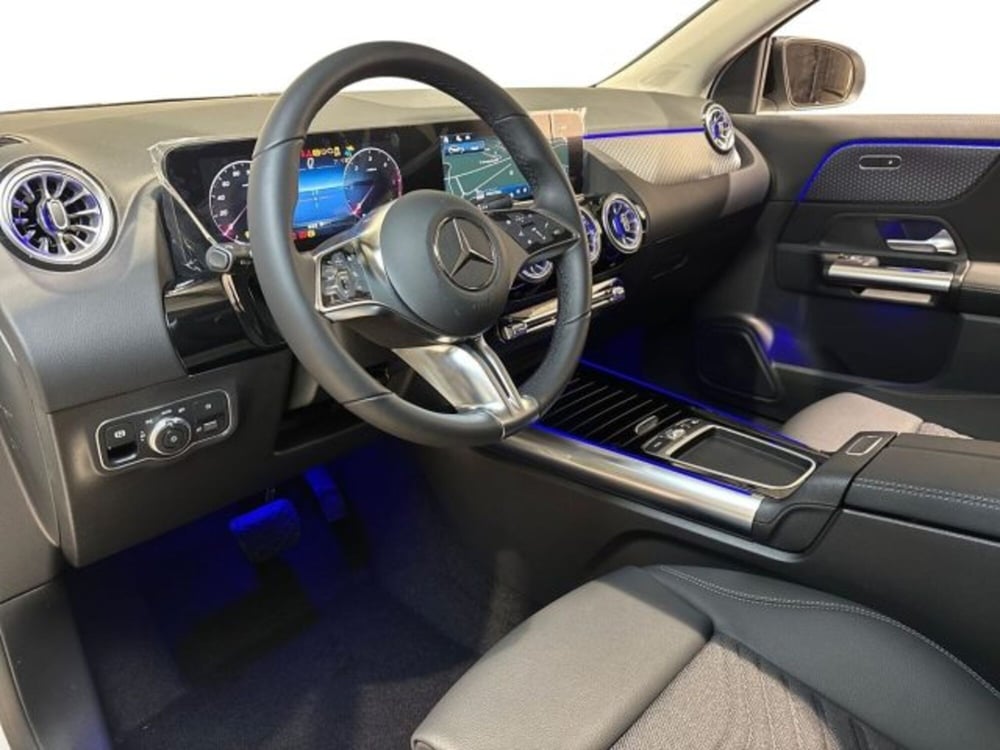 Mercedes-Benz GLA SUV nuova a Bologna (11)